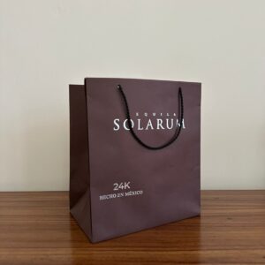Dónde comprar bolsas de papel de lujo con asas elegantes para regalos y eventos